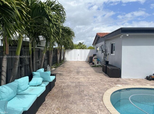 Foto del edificio - 11450 SW 196th St