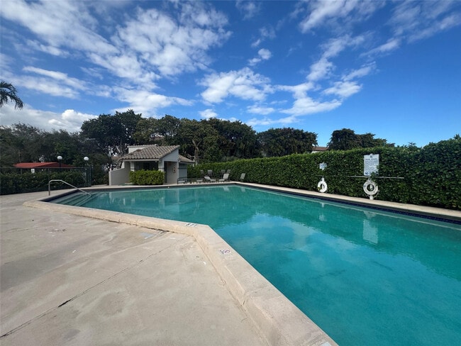 Foto del edificio - 701 NW 19th St