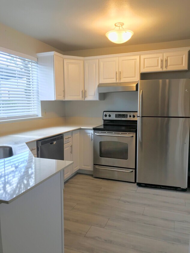 Primary Photo - 5300 Harbour Pointe Blvd