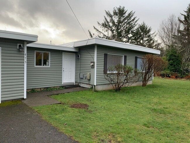 Building Photo - **Don't Miss Out on this deal** Move-in Sp...
