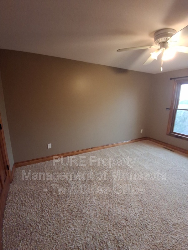 Foto del edificio - 904 Ridgecrest Dr