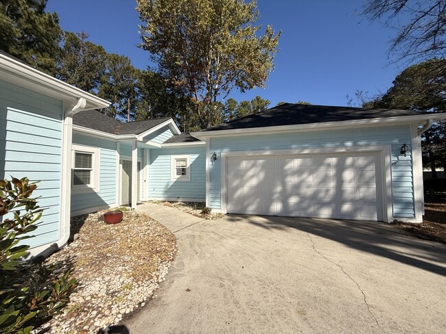 Building Photo - 1216 Clipper Rd