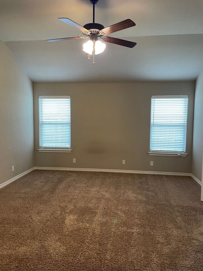 Foto del edificio - Available Now | Beautiful Single-Story 4 Bed, 2.5 Bath | Covered Patio | Close to Fort Cavazos | ...