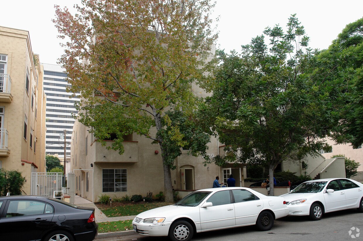 Building Photo - 1639 Camden Ave