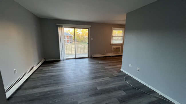 Living room - Applegate Apartments