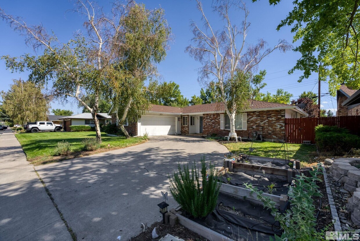 Primary Photo - 1502 Foster Dr