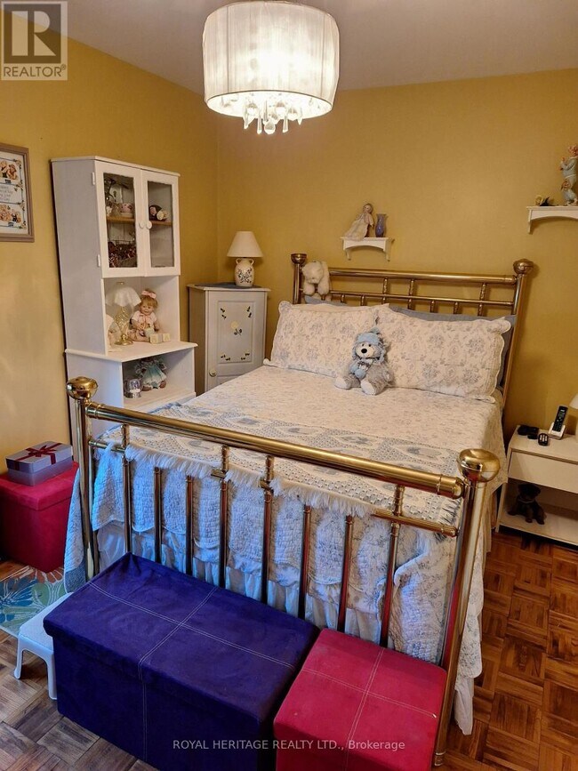 Photo du bâtiment - 677 Marksbury Rd