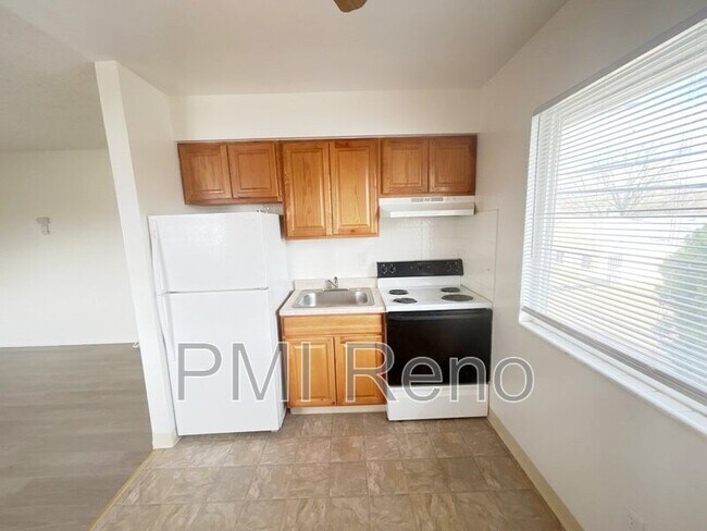 Foto del edificio - 415 Greenbrae Dr