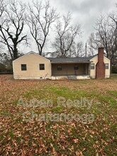 Building Photo - 105 Hunt Ave