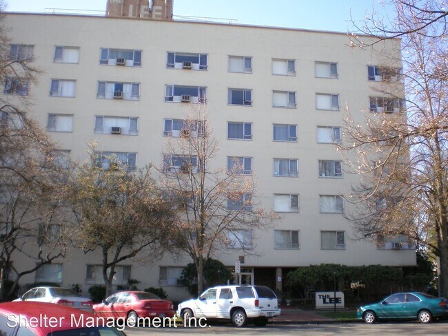 Building Photo - 585 Winter St NE