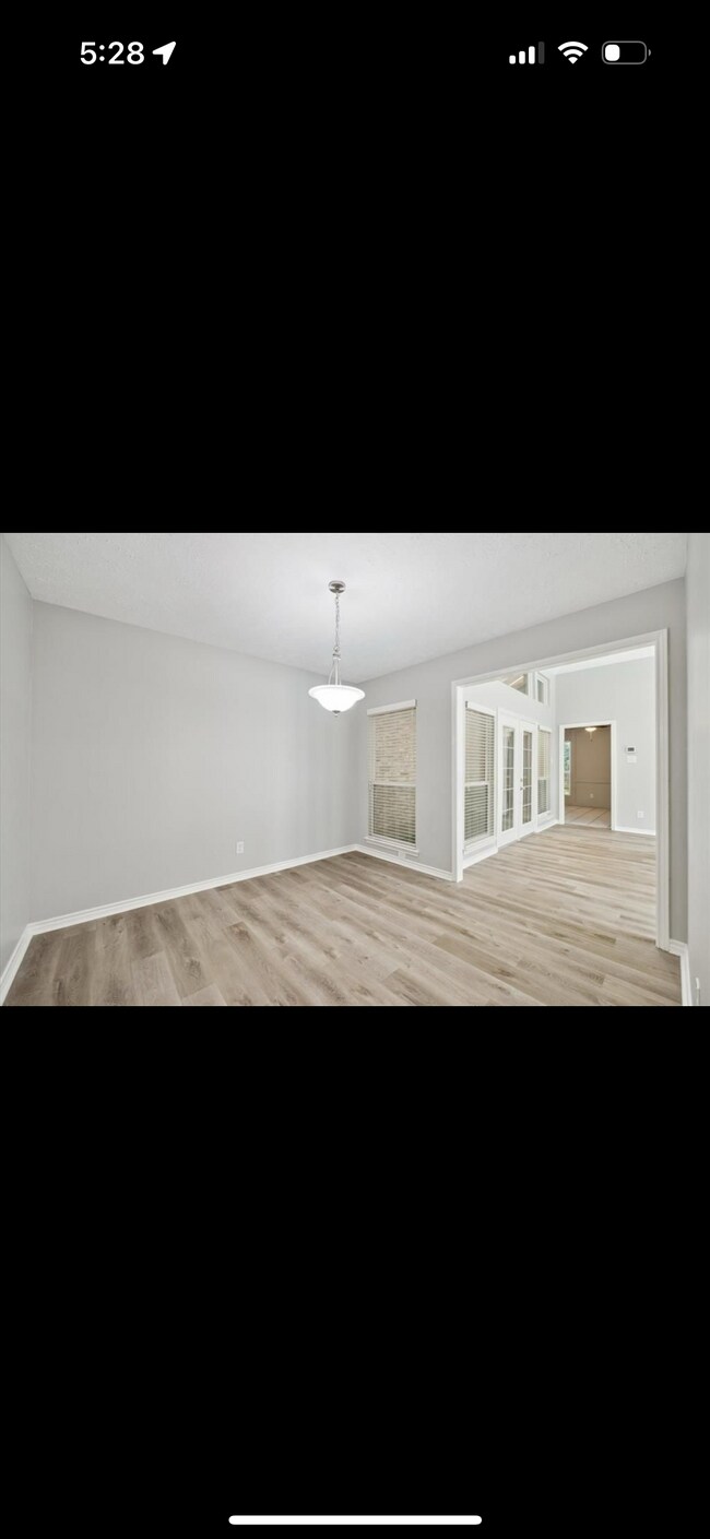 Foto del edificio - 1606 Beaver Springs Cir