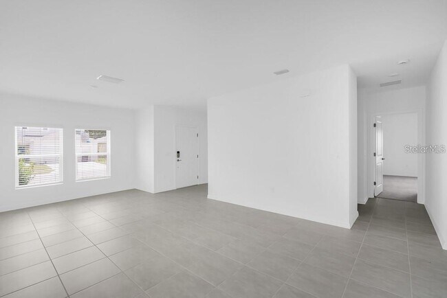 Foto del edificio - 1931 Rosewood Cir