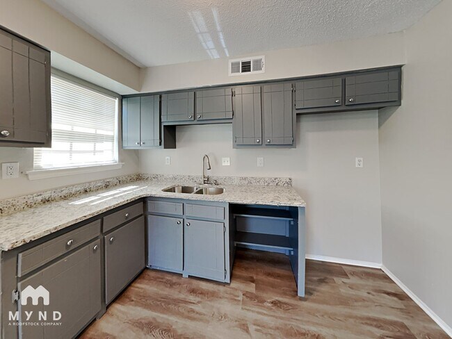 Foto del edificio - 3763 Rainford Dr