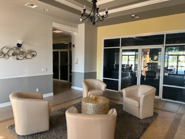 Foto del edificio - 14001 Lake Mahogany Blvd