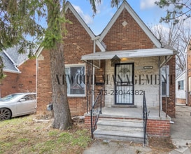 Building Photo - This beautifully updated 3-bedroom, 1-bath single-family home is ready for move-in!