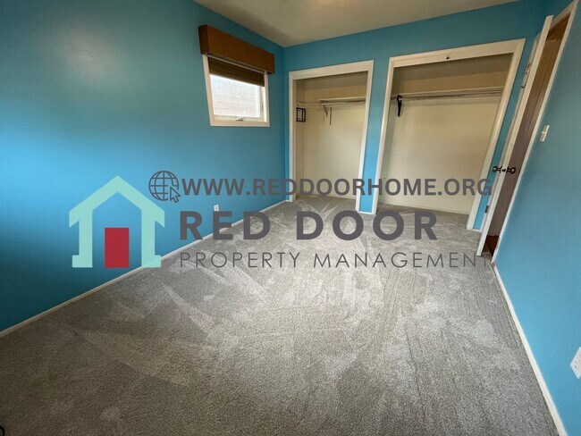 Foto del edificio - 4 bed / 2 bath Home with Tesla charging station