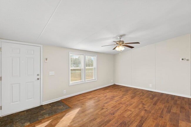 Foto del edificio - 137 Wendy Hill Ln