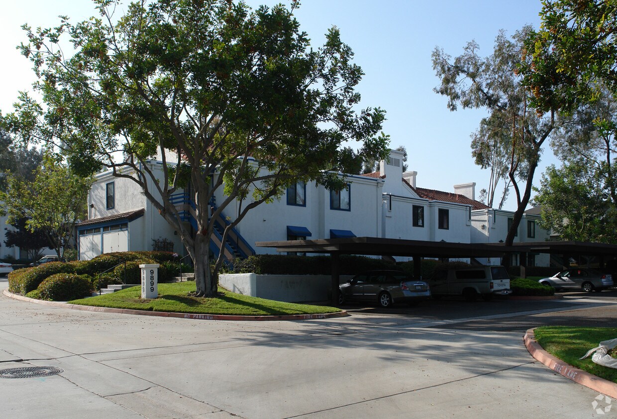 Building Photo - Scripps Westview