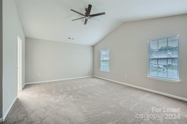 Building Photo - 2100 Cranberry Woods Ct