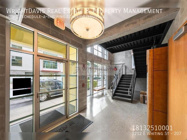 Foto del edificio - 1212 E Whiting St