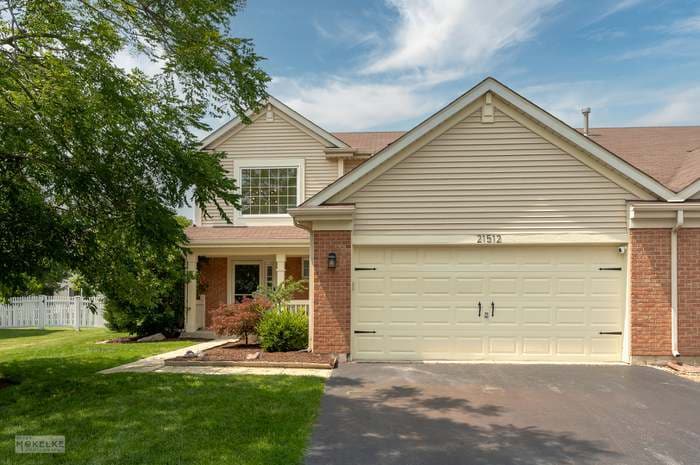 Primary Photo - 21512 Loch Ln
