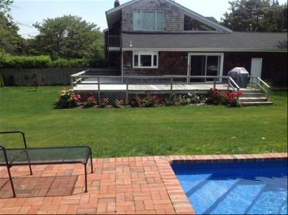 Foto del edificio - 39 Knollwood Dr
