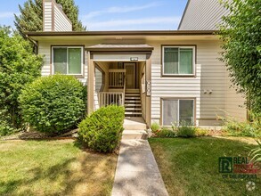 Building Photo - 3465 Lochwood Dr