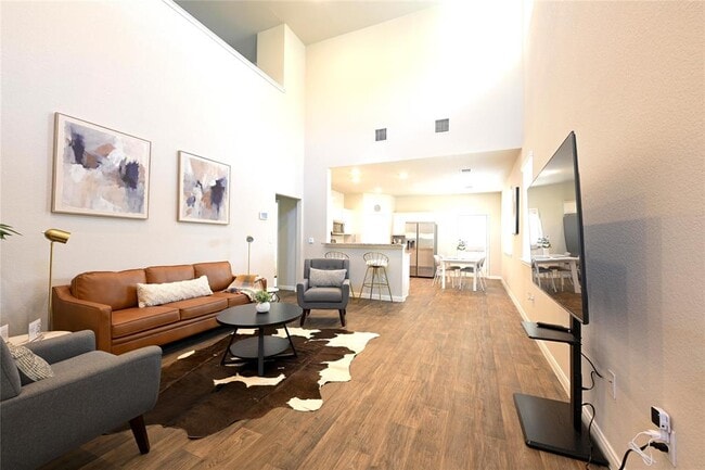 Foto del edificio - 14008 Levy Ln