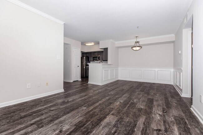 Building Photo - The Ridgeleigh at Van Dorn