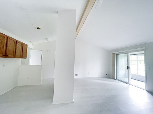 Foto del edificio - 29711 Pendleton Club Dr