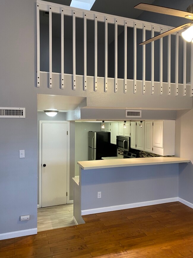 Kitchen/Loft - 614 S Depew St