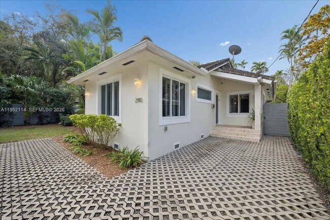 Foto del edificio - 2910 Calusa St