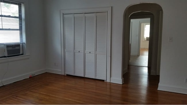 Building Photo - Patriot Rose (FKA Chateau)