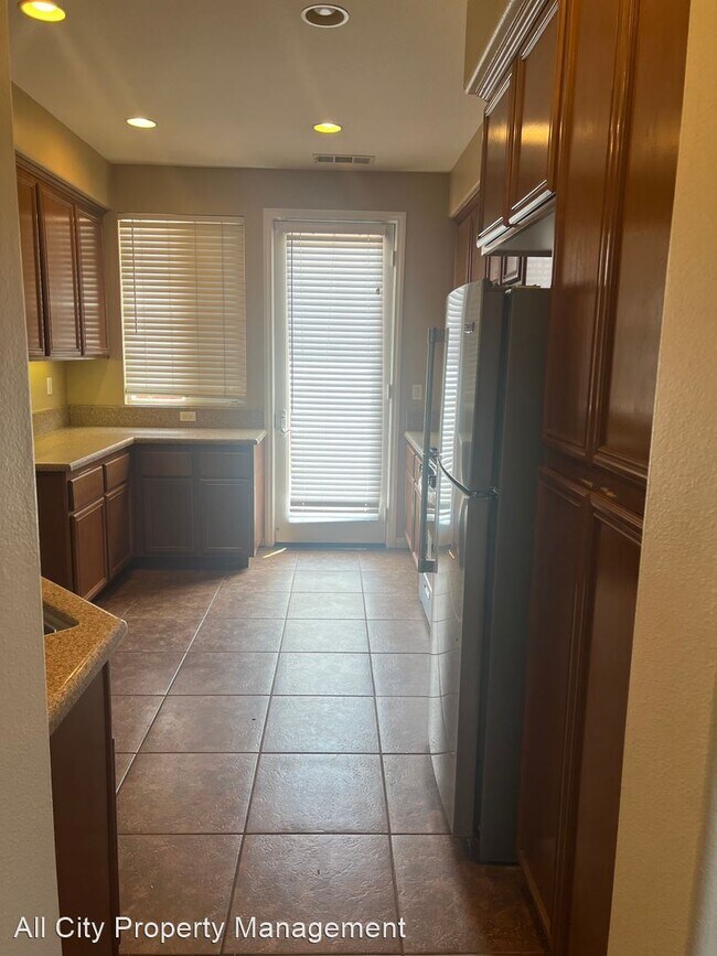 Foto del edificio - 3 br, 3 bath House - 3690 W Scribner Ln