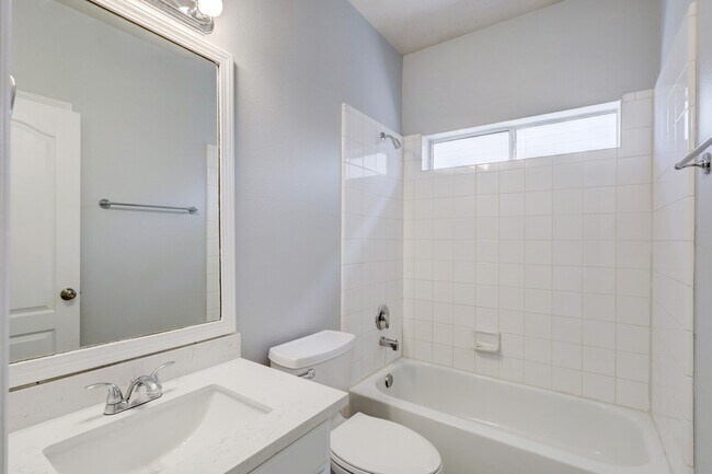 Foto del edificio - 19506 Arbor Pines Ln