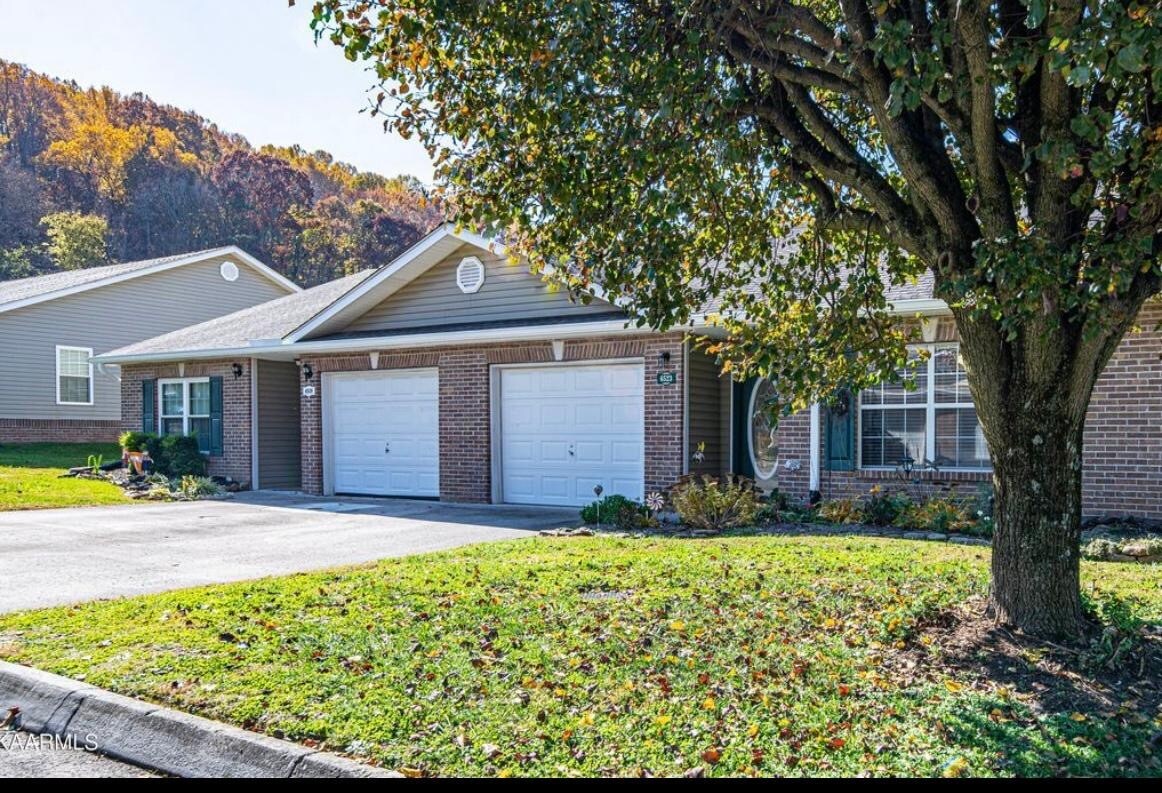 Foto principal - 6523 Arborcrest Way
