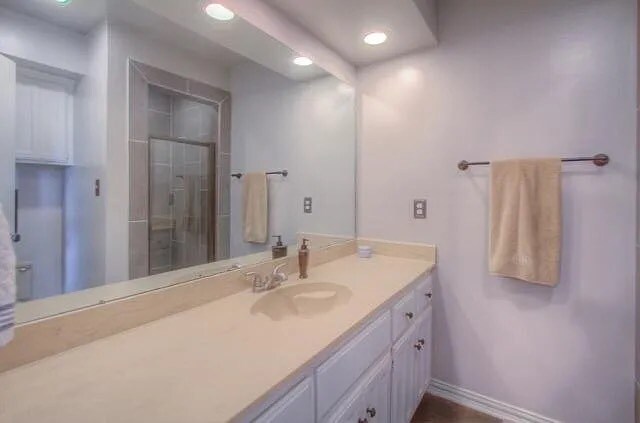 Foto del edificio - 2893 W 112th St