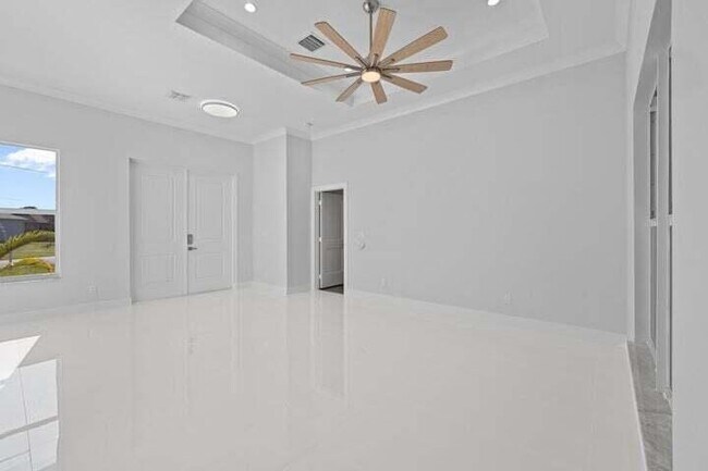 Foto del edificio - 419 SW Namoit Pl