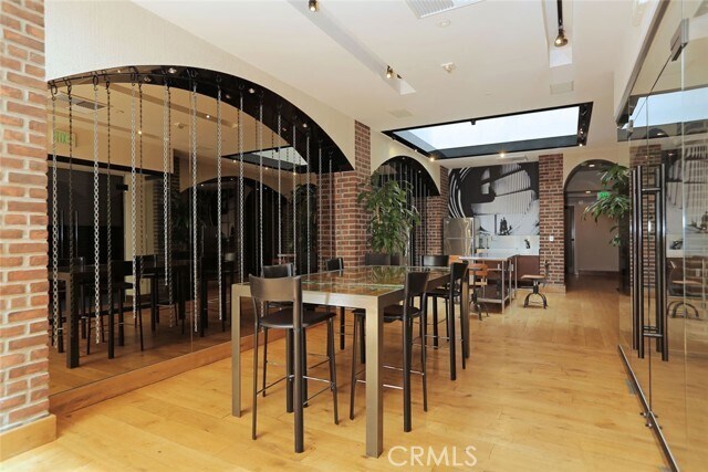 Foto del edificio - 460 S Spring St