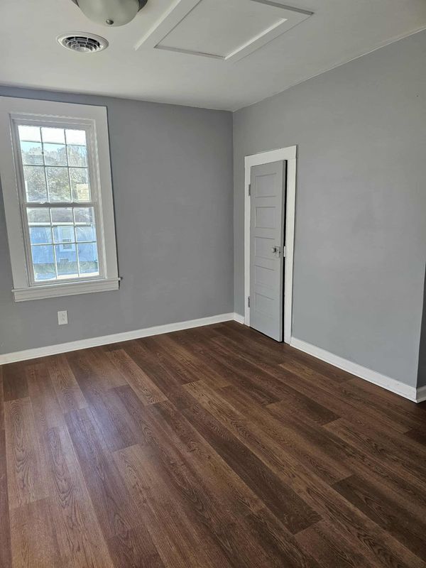 Foto del edificio - 761 Circle Dr