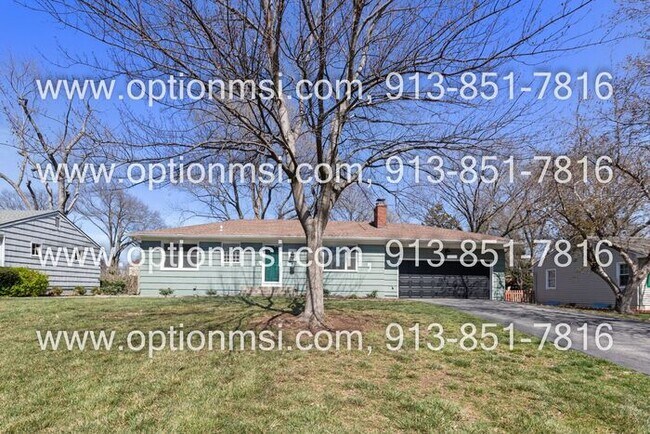 Foto del edificio - Exceptionally well-kept ranch in a prime l...