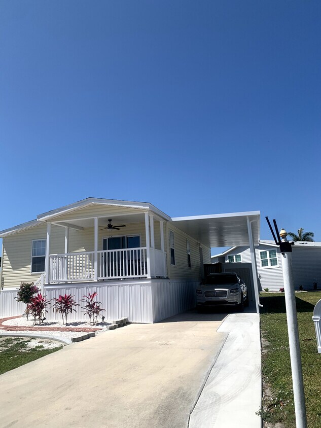 Photo - 111 Elise Dr (Fort Myers, FL)
