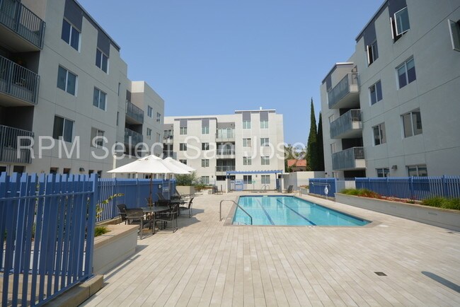 46 W Julian St Unit 424, San Jose, CA 95110 Apartment