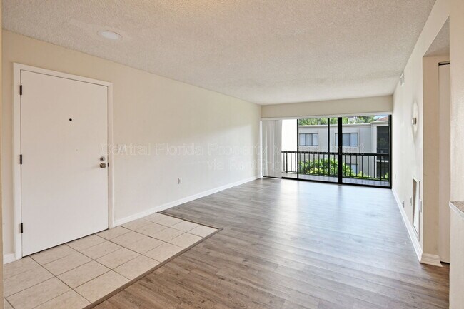 Foto del edificio - 3282 S Semoran Blvd