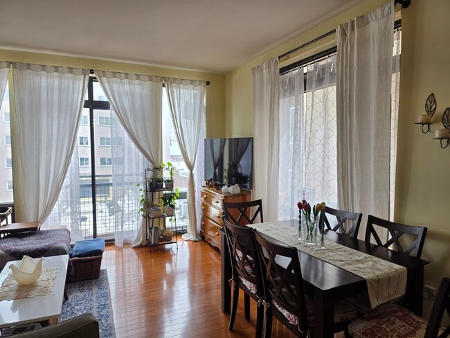 Foto del edificio - 1211 13th St NW