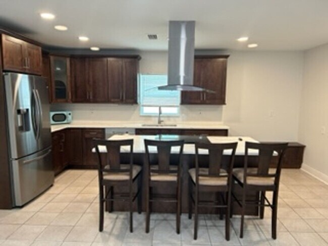 Foto del edificio - Beautiful 3/2 Available now!