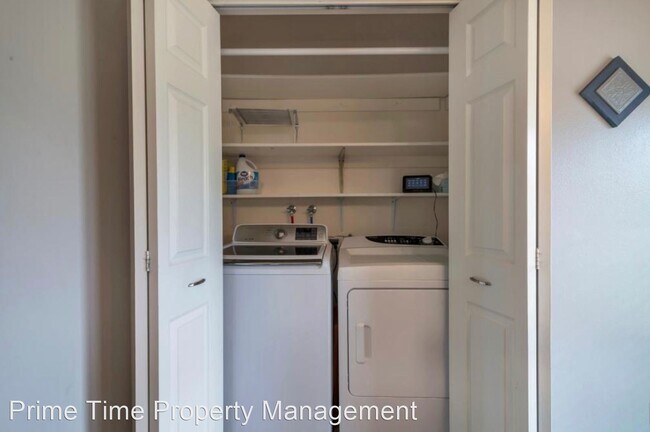 Foto del edificio - 3 br, 2 bath House - 404 N 2150 W