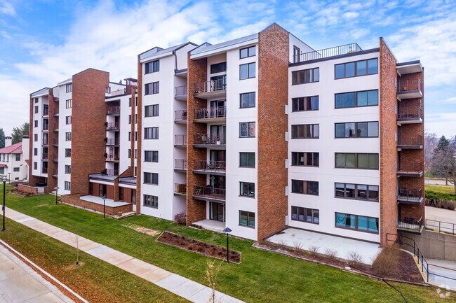 Foto del edificio - East Park Towers
