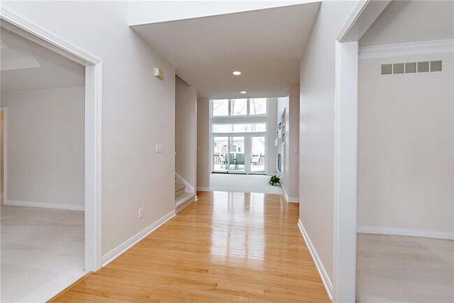 Building Photo - 12514 Spring Violet Pl