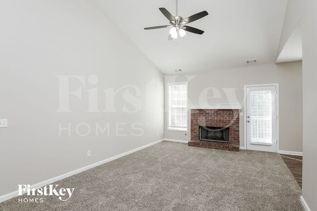 Building Photo - 731 Mallard Dr